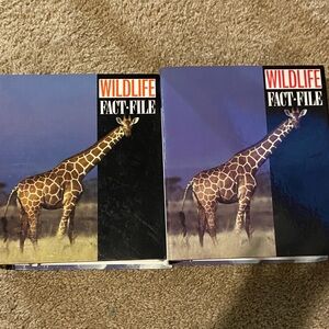 2 Vintage Wildlife Fact File Binders